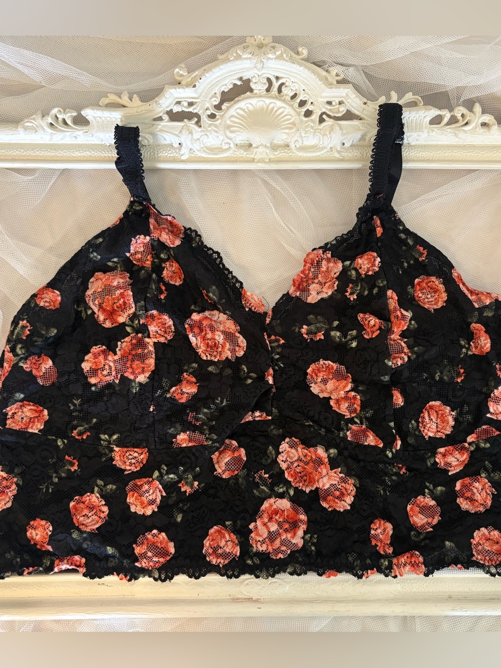 TORRID CURVE Size 3X Black Floral Lace Bralette with Red Rose Print WireFree